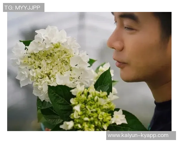 高桥花荣获亚足联最佳女足球员称号感到荣幸并表示将继续努力提升自己