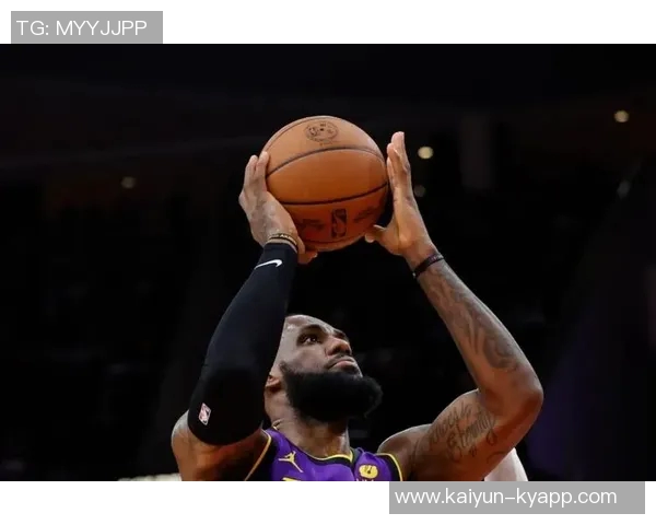 詹姆斯分享人生智慧:面对批评勇往直前才能成就卓越与自我价值