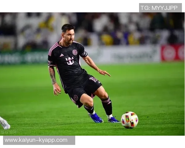 姆巴佩9月份状态火热国家队与俱乐部比赛全场进球表现惊艳