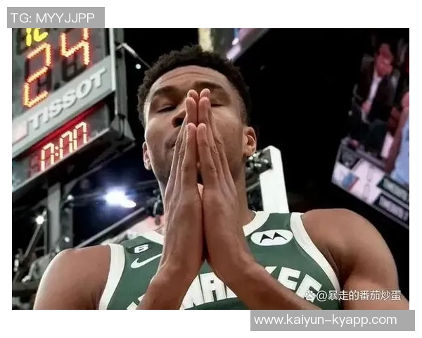 字母哥表现出色却难掩球队疲态14投9中贡献22分8篮板3助攻1盖帽